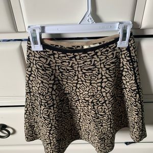 Size 7/8 brown and black girls skirt!